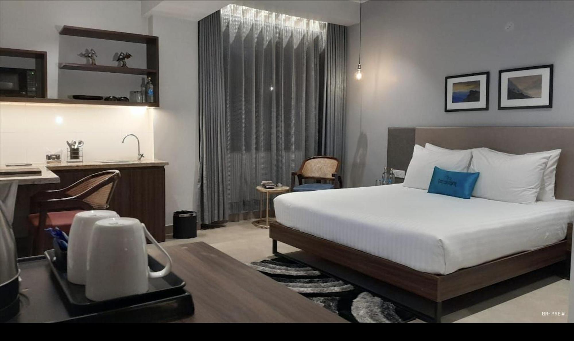 Belvedere Suites Greater Noida Dış mekan fotoğraf
